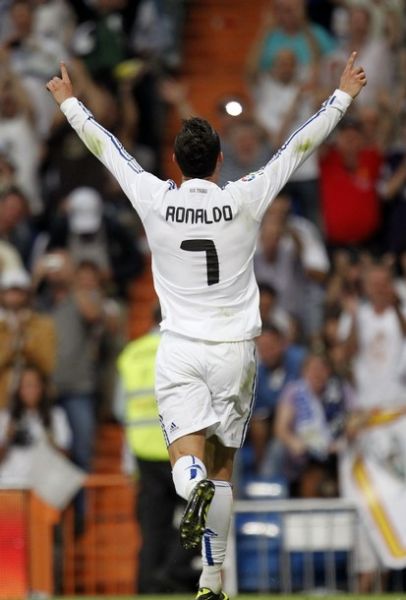 家队中的作 家队中的作