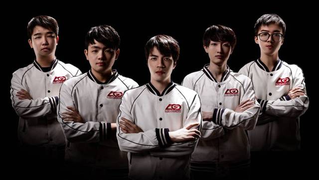 但由于他现 但由于他现