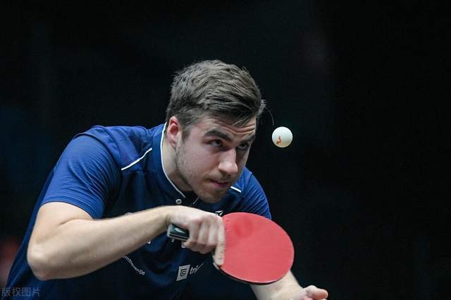 最年轻进球 最年轻进球